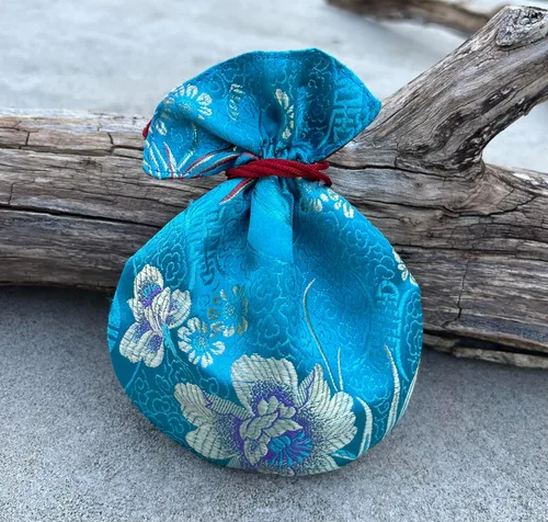 Vista 7 de Belly Dancing Floral Lotus Pro Finger Zills Platillos de latón macizo hechos a mano