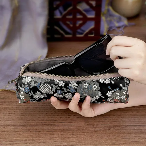 Vista 6 de Linkidea Extra Large Sunglasses Pouch Soft Bag Compatible with Rayban QUARE II Square ShapedAviator Maxmore