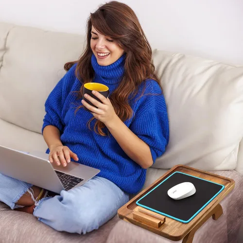 Vista 7 de SINWANT Mesa de Brazo para Sofá, Mesas de Reposabrazos de Sofá de Madera de Acacia, Mesa de Reposabrazos de Sofá con Soporte para Teléfono de 360°