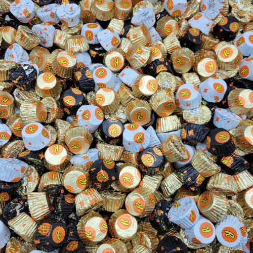 Vista 2 de Yummy Chew Reeseses- Tazas de mantequilla de maní – Surtido de tazas en miniatura a granel – Surtido de tazas de mantequilla de maní de chocolate