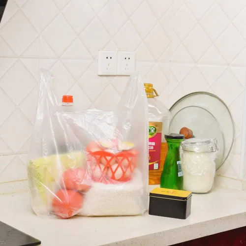 Vista 6 de Bolsas para camisetas de plástico con asas para mercancía y supermercado, bolsas de plástico para negocio, 12 x 20 pulgadas (blanco, 100 unidades)