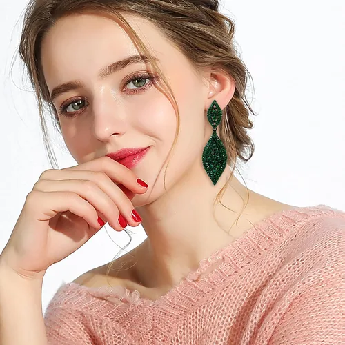 Vista 2 de Flyonce - Aretes caídos de diamantes de imitación y diseño de 2 hojas para novia