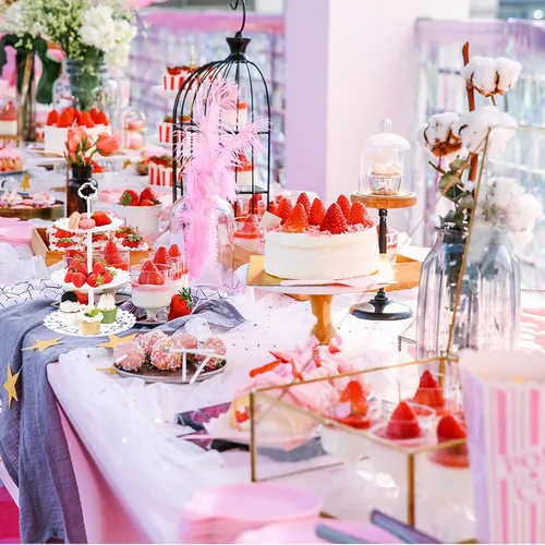 Vista 9 de Juego de 2 piezas de soporte de postre de 3 niveles, plato de fruta, cupcakes, plástico, vasos blancos, pasteles, postres, frutas, dulces, bufé