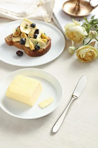 Vista 7 de Danialli Juego de utensilios de servir, cucharas de servir de acero inoxidable 18/10, servidores de ensalada, cuchillos de mantequilla, acabado