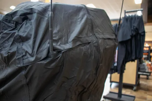 Vista 11 de Funda con cierre para motocicleta, tamaño extragrande y color negro, de Dowco, XL, Negro