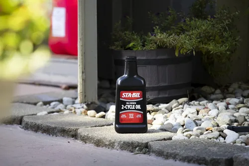 Vista 8 de STA-BIL Aceite sintético completo de 2 ciclos, con estabilizador de combustible para hasta 12 meses de protección, mezcla múltiple de 5 galones