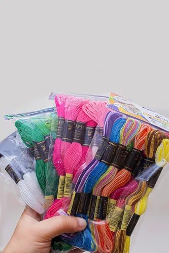 Vista 5 de 12 piezas Hilo de bordado de alta calidad Madejas 100% algodón egipcio de alta calidad Hilo de bordado de punto de cruz Algodón trenzado