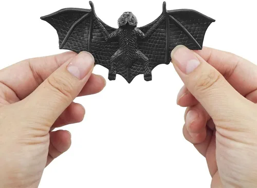 Vista 5 de SaktopDeco Murciélagos negros de 4 pulgadas, decoración de Halloween, mini murciélago 3D, juguete de plástico para fiesta, murciélagos artificiales