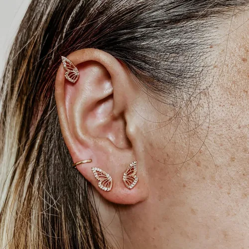 Vista 5 de Luxval Aretes de ala de mariposa, chapados en oro de 18 quilates, aretes de tuerca de plata de imitación de diamante, pequeños aretes de cartílago