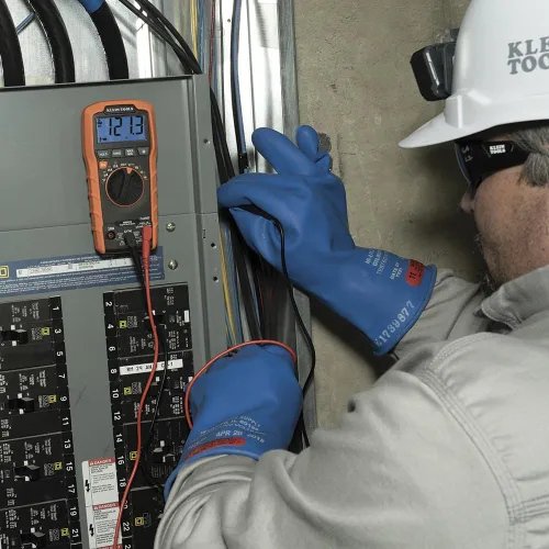 Vista 7 de Klein Tools Multímetro digital MM420, multímetro TRMS de rango automático, voltaje CA/CC de 600V, corriente CA/CC 10A, resistencia de 50 MOhms