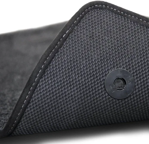 Vista 5 de Lloyd Mats 2 alfombrillas de terciopelo de ébano con logotipo de Cadillac compatibles con Cadillac CTS AWD Coupé (2011-2015)