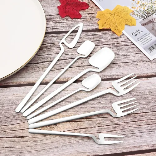 Vista 3 de JASHII 8 cucharas de mango largo para colgar, cuchara de té helado, cuchara de café, cucharas agitadoras de acero inoxidable 304 para té, postre
