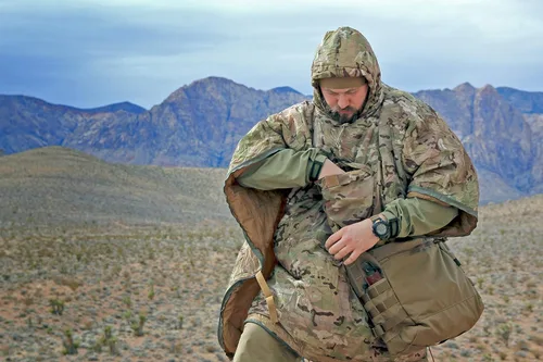 Vista 3 de Helikon-Tex Swagman Roll - Poncho militar multiusos - Poncho de emergencia, manta y chaqueta Woobie