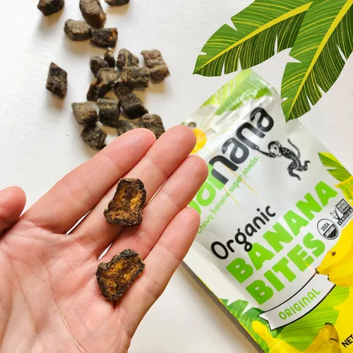 Vista 7 de Barnana - Bocaditos de plátano de coco masticables orgánicos, golosina deshidratada saludable, aperitivo de plátano y coco masticable, hecho