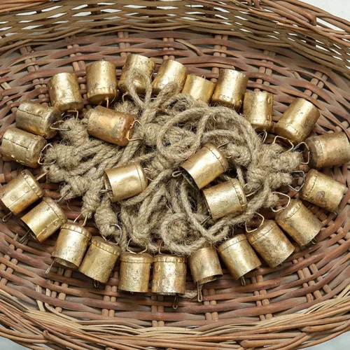 Vista 2 de HIGHBIX Campanas de vaca de metal de estaño rústico vintage de 1.6 in, hechas a mano, con cuerda de yute (30 unidades, cilindro)