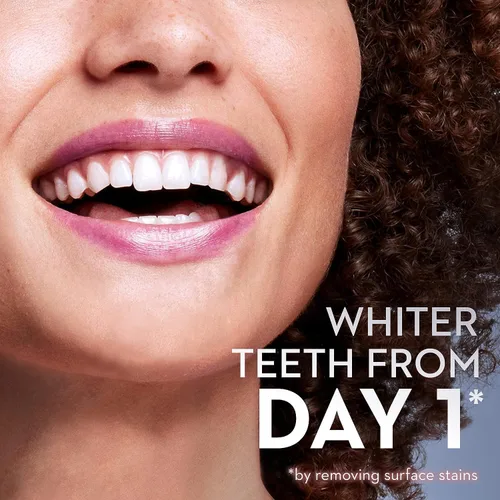 Vista 3 de Oral-B Cabezales de cepillo de repuesto 3D blancos para un cepillo de dientes eléctrico Oral-B (paquete de 6)