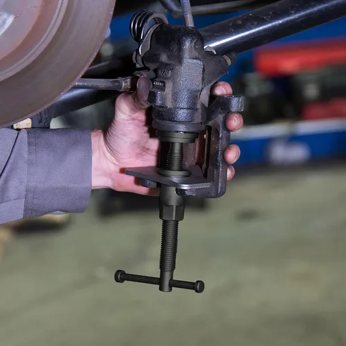 Vista 7 de OEMTOOLS 27111 Juego de herramientas de freno de disco, 11 adaptadores, para la mayoría de las pinzas de pistón nacionales/importadas