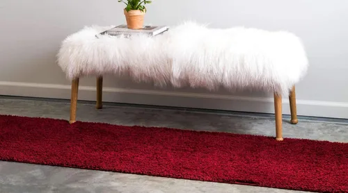 Vista 2 de Unique Loom Studio Solid Shag Collection Urban Modern - Alfombra de área supersuave y de felpa, 2 x 6 pies 7 pulgadas, rojo