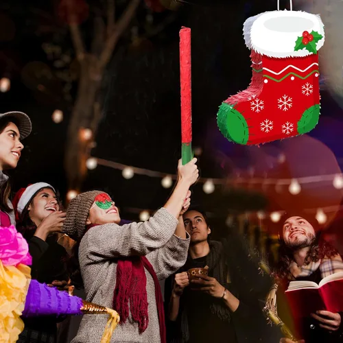 Vista 4 de Piñata de Calcetín de Navidad de 16 Pulgadas, Piñata Mexicana de Navidad con Palo, Paquete con Venda para los Ojos, Bundle de Navidad