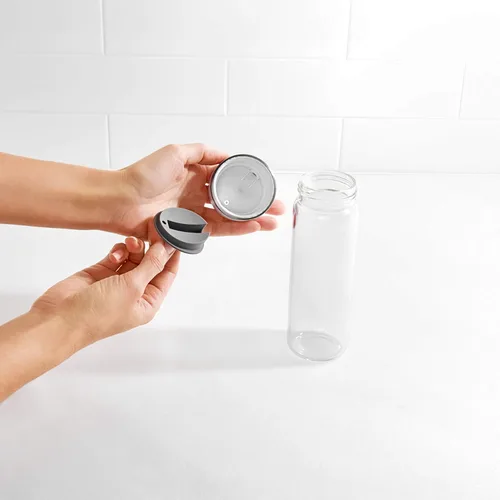 Vista 11 de OXO Good Grips - Juego de dispensadores de vidrio de precisión, set de 2 piezas para aceite y vinagre, transparente, blanco