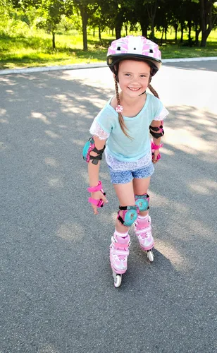 Vista 2 de LOL Surprise Signature Series - Rodilleras protectoras y coderas para niños, bicicleta, monopatín, scooter con campana, para mayores de 5 años