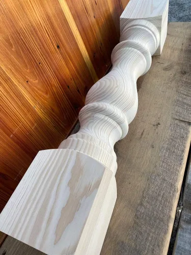 Vista 4 de CAROLINA LEG CO. Pata de Isla de Pino Monastery Chunky - Sin Terminar - Una Sola Pata - Hecho a Mano en los Estados Unidos - Dimensiones: 5" x 34.5