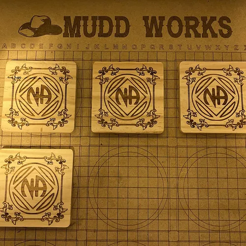 Vista 4 de Acrux7 Paquete de 24 cuadrados de madera de 4 x 4 pulgadas para pinturas, paneles de madera sin terminar, cuadrados de pino natural, tableros