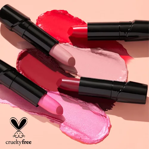 Vista 3 de wet n wild - Lápiz labial con acabado sedoso, color labial hidratante rico y acumulable, formulado con vitaminas A, E y macadamia para una Un breve
