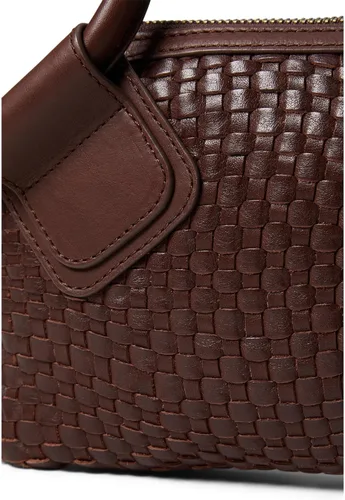 Vista 3 de HOBO Sable - Bolsa de muñeca para mujer, construcción de cuero pulido con correa de muñeca circular, bolsa práctica y compacta