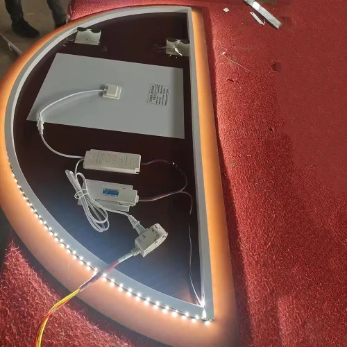 Vista 3 de NURCIX Espejo de baño LED inteligente para pared, espejo de tocador iluminado con luces y botón táctil inteligente para sala de estar, dormitorio