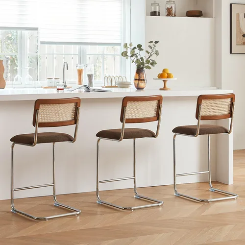 Vista 26 de Juego de 3 taburetes de ratán natural con respaldo de madera maciza, taburetes de bar Cesca modernos de mediados de siglo de 24 pulgadas, taburete