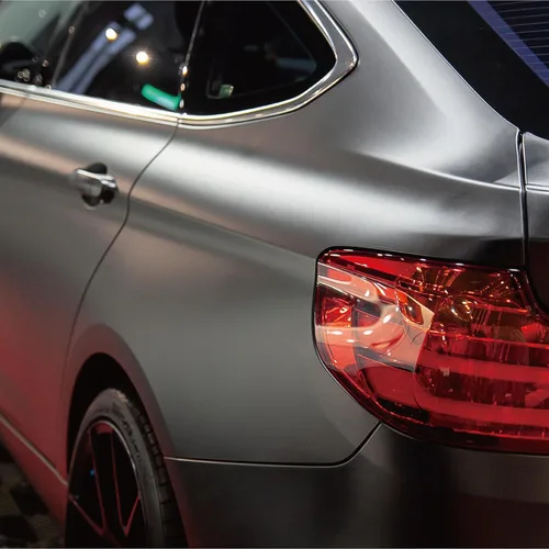 Vista 5 de VViViD+ envoltura vinílica negra metálica mate