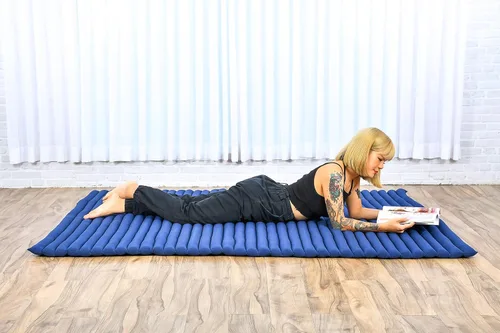 Vista 494 de Leewadee colchón tailandés enrollable para cama de invitados, tapete de yoga, para masaje tailandés, ecológico, orgánico y natural.