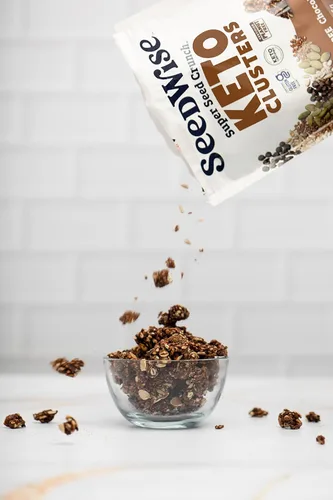 Vista 6 de Ozery Bakery Super Seed Crunch Clusters, chocolate, a base de plantas, vegano, aperitivo Keto, 5.3 onzas (paquete de 6)