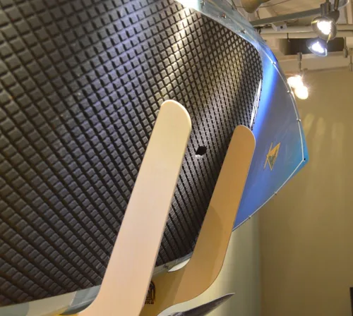 Vista 2 de The Harbor SUP Paddle Board Estante de almacenamiento de pared