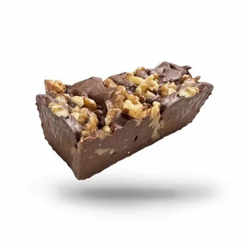 Uncle Butch's Dulce de Chocolate con Nueces - Dulce de Chocolate Recién Hecho en Pequeños Lotes con Mantequilla Real - Cremoso, Decadente, Hecho a