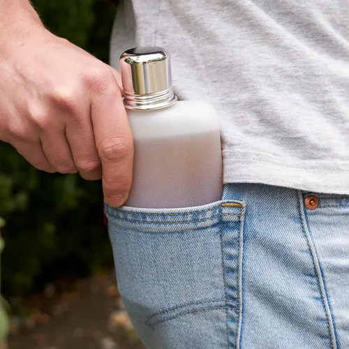 Vista 5 de True Rogue - Frasco de plástico para licor – Frasco de plástico blanco oculto y discreto de 10 onzas con tapa de vidrio de aluminio de 1 onza