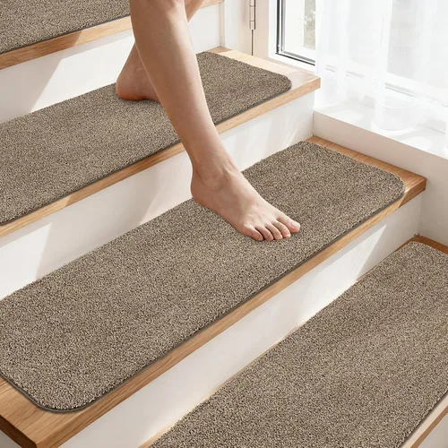 Cosy Homeer - Alfombra antirresbalante para escaleras, de 30.0 x 8.0 in, para escalones de madera, alfombras para niños y perros, 100% poliéster, 15