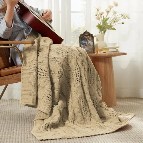 Vista 3 de Amélie Home Manta de Tiro de Punto Grueso, Manta de Chenilla Suave de Doble Cara Transpirable con Tejido de Cable para Sofá, Manta Decorativa