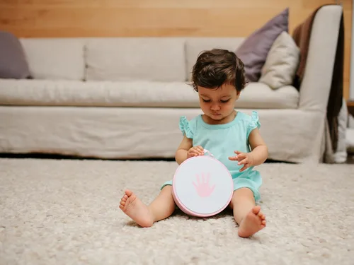 Vista 5 de Pearhead My Little Babyprints - Lata de recuerdo de huellas de manos o huellas, color rosa