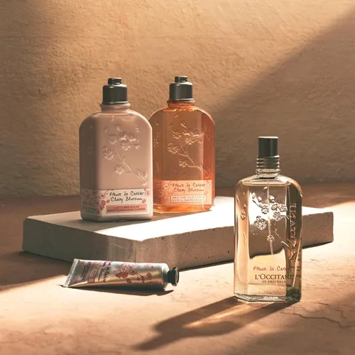 Vista 20 de L'OCCITANE Eau de Toilette: Flor de Cerezo, Rosa, Neroli y Orchidea, Verbena Cítrico, Verbena, Fragancia