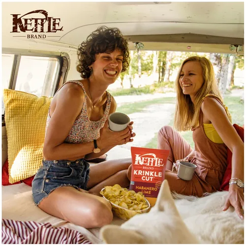Vista 6 de Kettle Brand Papas fritas Farmstand Ranch Hervidor Chips, 7.5 Oz