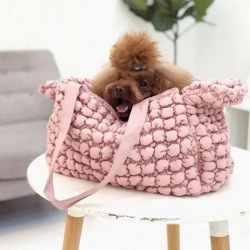 Vista 3 de Pet Life ® Transportador de mascotas de diseño de moda ultra afelpado 'Bubble Vogue