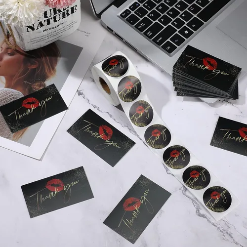 Vista 3 de Zonon Juego de 600 tarjetas de agradecimiento y calcomanías de labios rojos, 500 calcomanías redondas de agradecimiento para besos, 100 tarjetas
