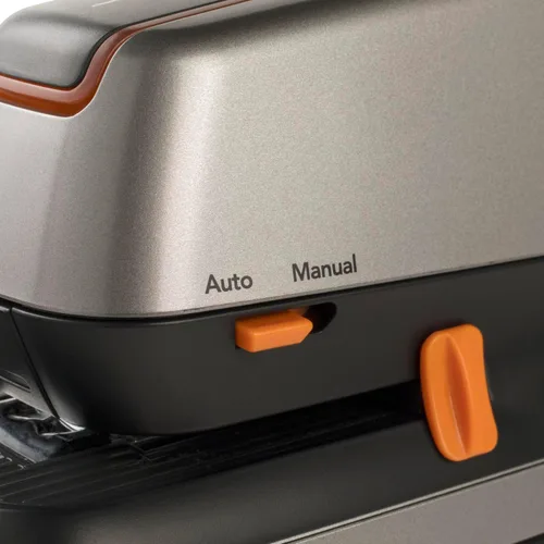 Vista 2 de Swingline Engrapadora eléctrica, capacidad para 20 hojas, Optima 20, sin atascos, automática o manual, enchufe o batería, plata (48208)