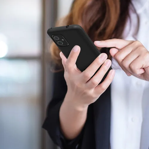 Vista 4 de kwmobile Funda compatible con ASUS Zenfone 8 - Funda protectora de silicona TPU suave y delgada, color negro mate