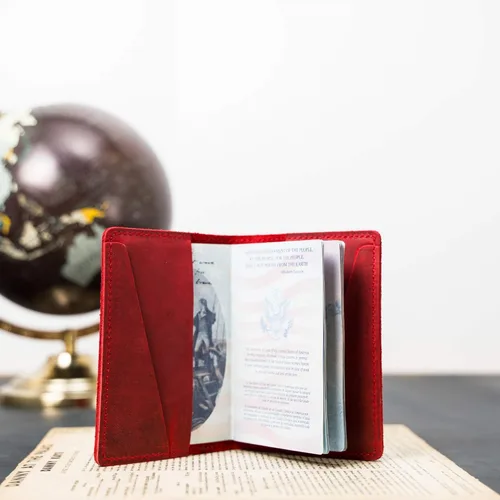 Vista 9 de PEGAI Funda de cuero personalizada para pasaporte, cartera esencial de viaje Funda de viaje rústica 100% suave al tacto, imprescindible para gris