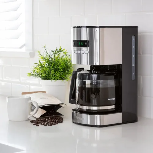 Vista 2 de Kenmore Aroma Control - Cafetera programable de 12 tazas, máquina de café de goteo de acero inoxidable y negro, jarra de vidrio, filtro