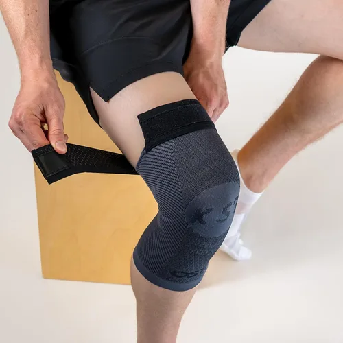Vista 7 de OrthoSleeve KS7+ Adjustable Knee Sleeve for Knee Pain Relief, Running, Tendonitis, Arthritis & Swelling Medical Grade Compression with Adjustable