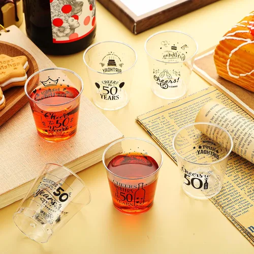 Vista 4 de Hushee 300 vasos de chupito de 2 onzas, vasos desechables de plástico, regalos de fiesta de cumpleaños 50 para hombres y mujeres, suministros